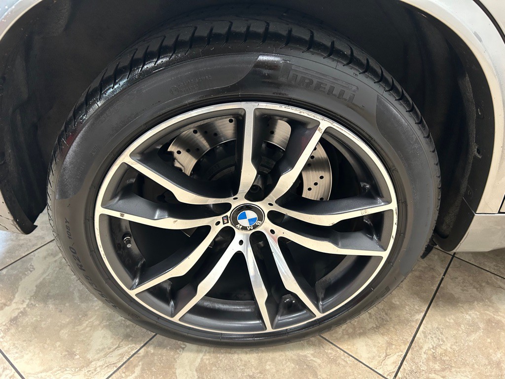 2017 BMW X5 Image 12