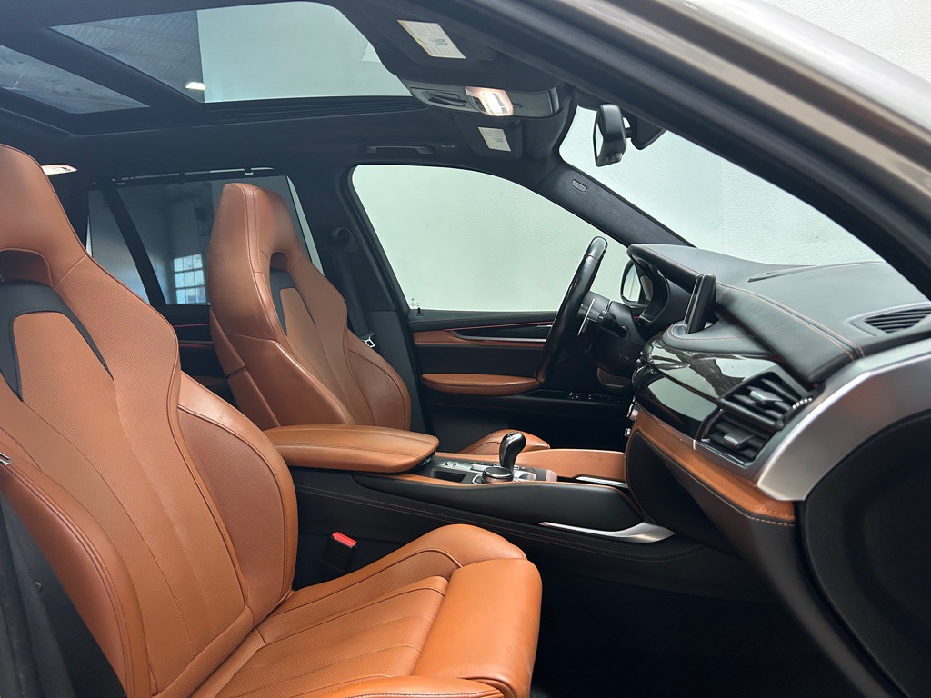 2017 BMW X5 Image 34
