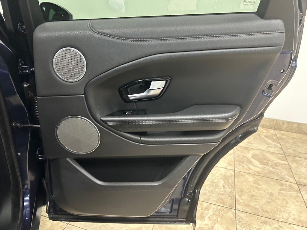 2018 Land Rover Range Rover Evoque Image 27