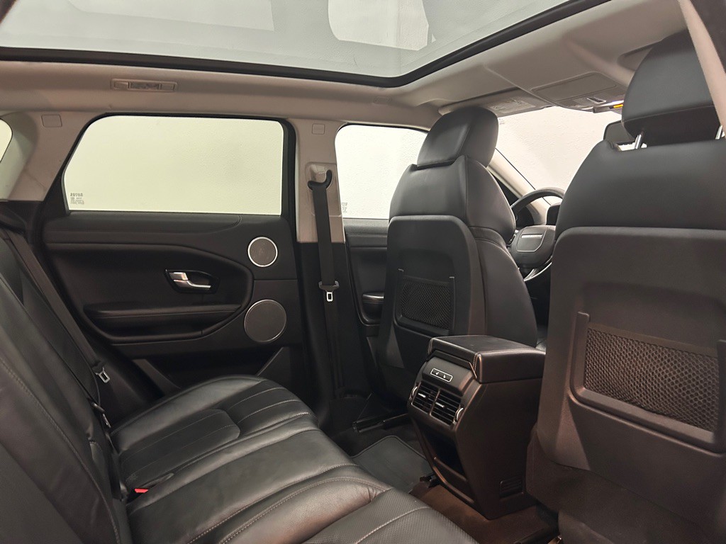 2018 Land Rover Range Rover Evoque Image 29
