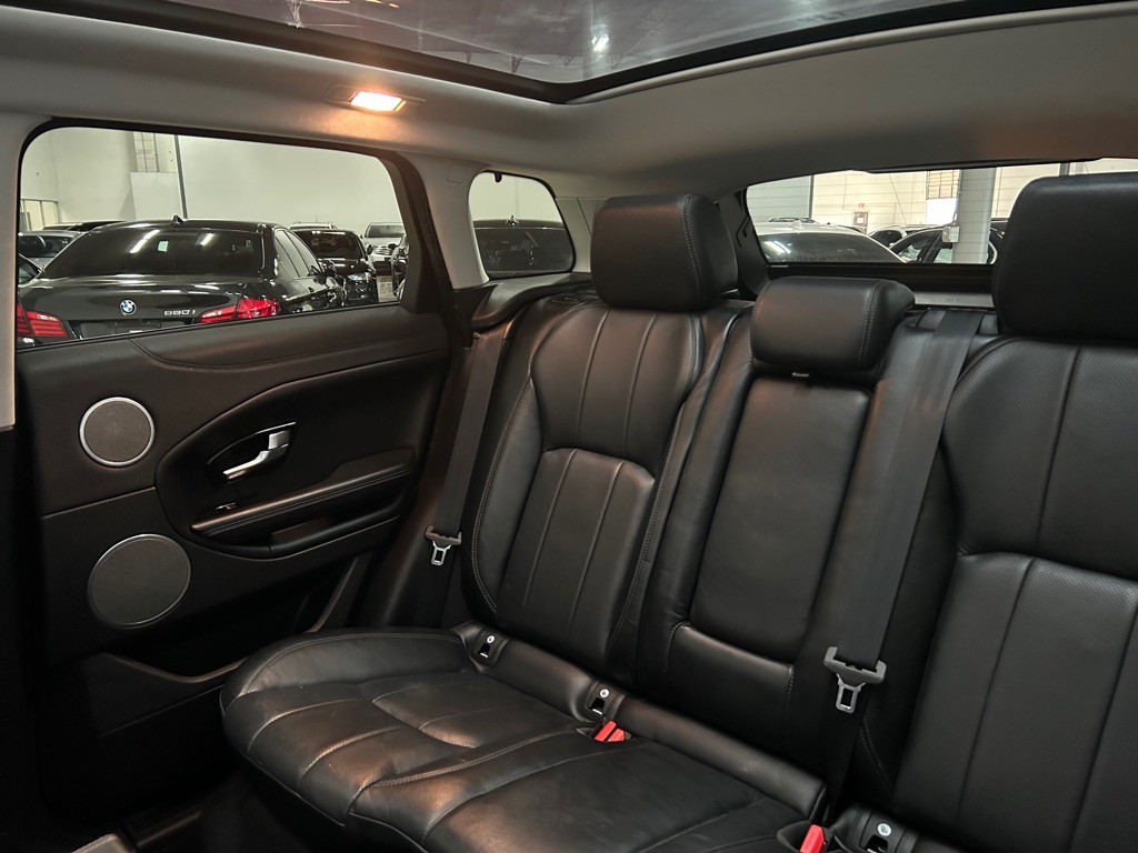 2018 Land Rover Range Rover Evoque Image 34