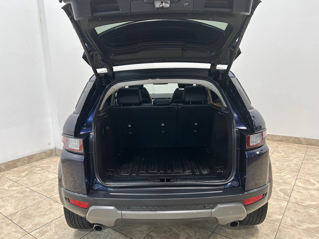 2018 Land Rover Range Rover Evoque Image 35