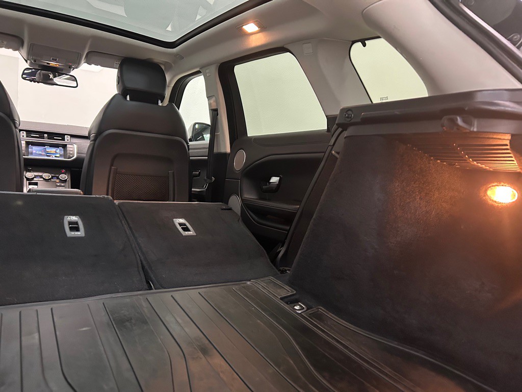 2018 Land Rover Range Rover Evoque Image 37