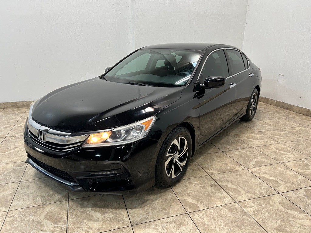 2016 Honda Accord Image 1