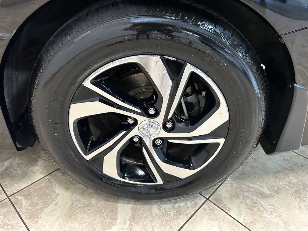 2016 Honda Accord Image 11