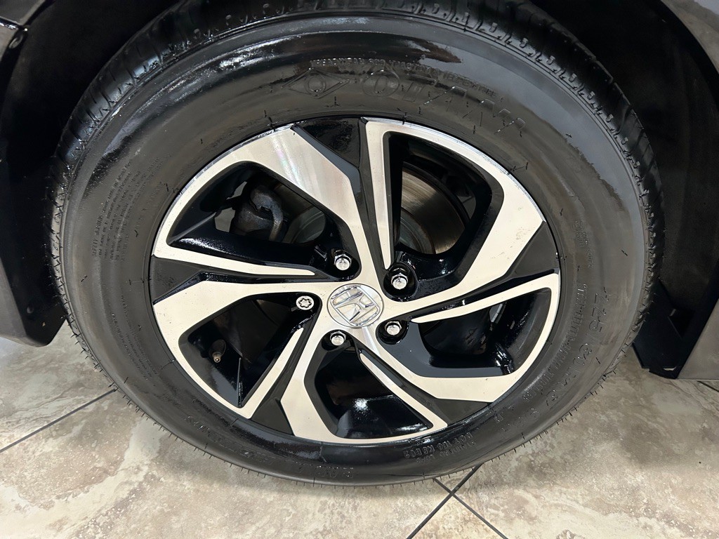 2016 Honda Accord Image 12