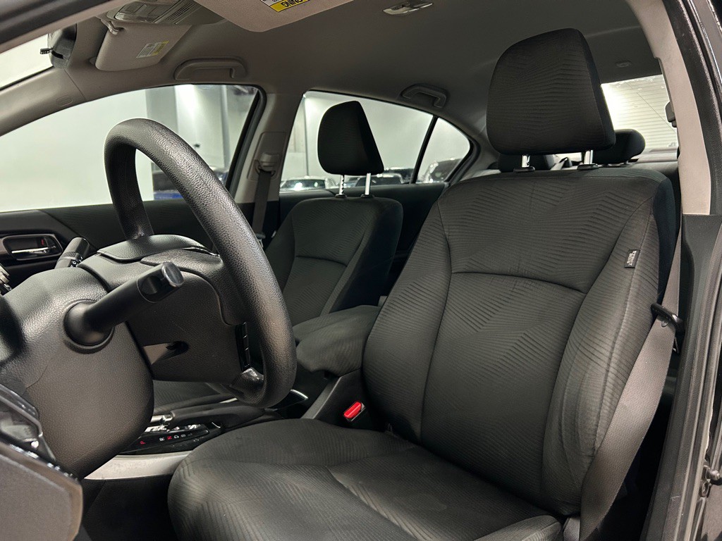 2016 Honda Accord Image 26