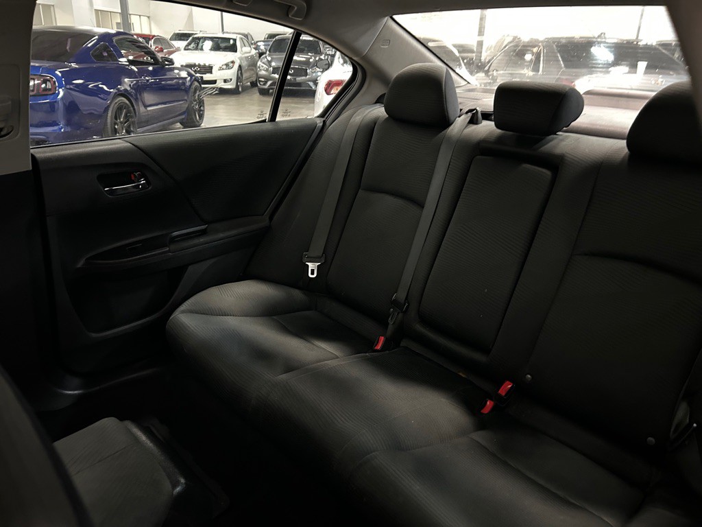 2016 Honda Accord Image 35