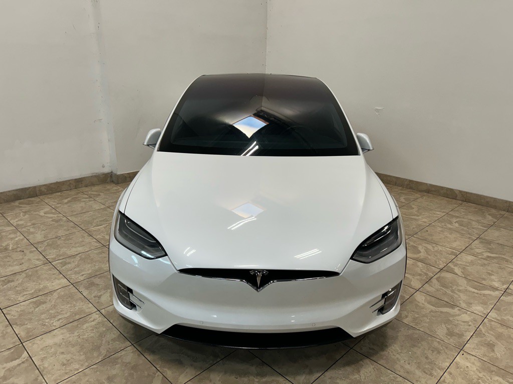 2019 Tesla Model X Image 2