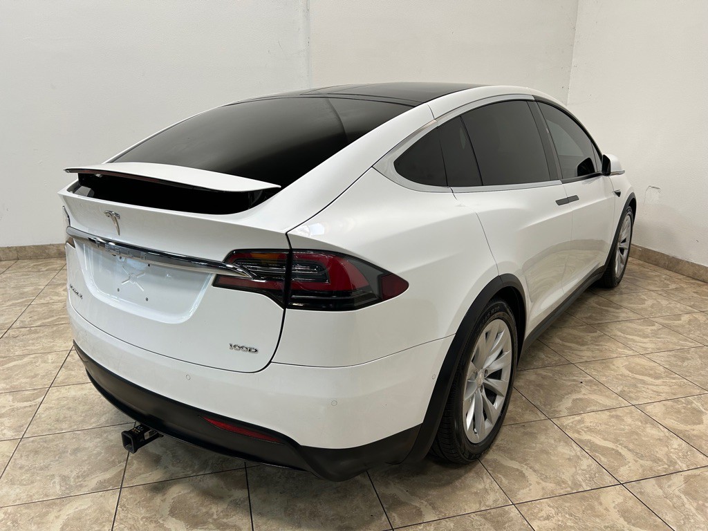 2019 Tesla Model X Image 7