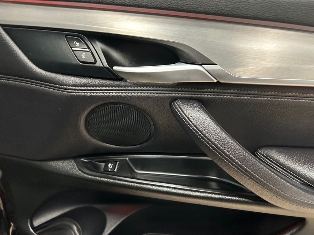 2018 BMW X6 Image 29
