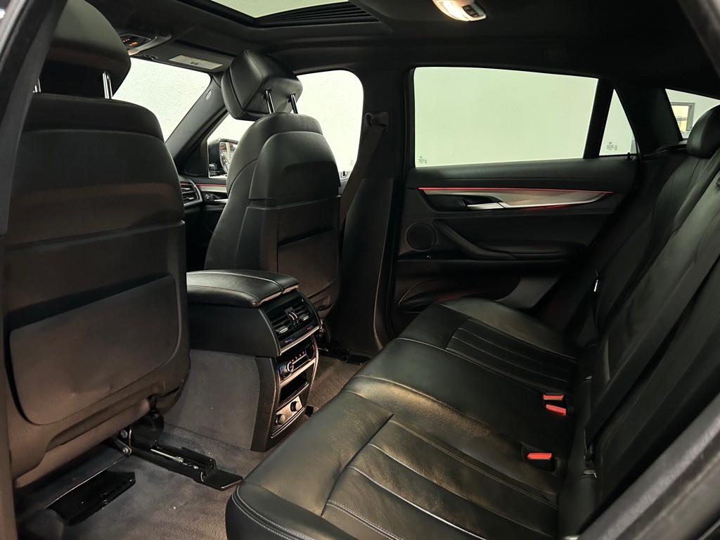 2018 BMW X6 Image 35