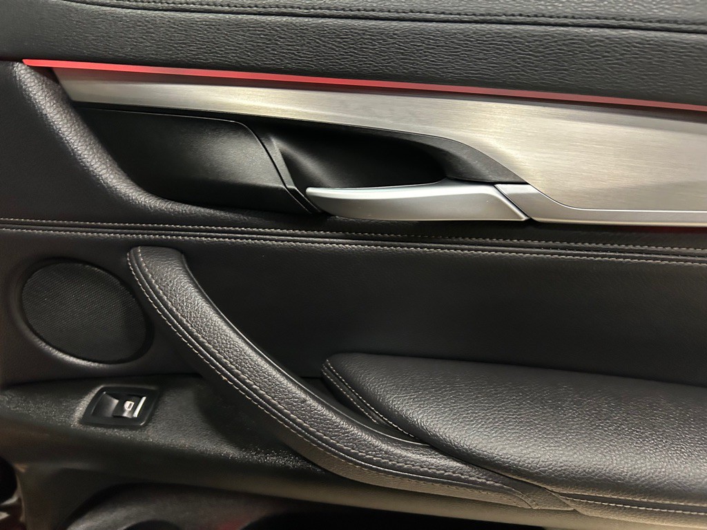 2018 BMW X6 Image 38