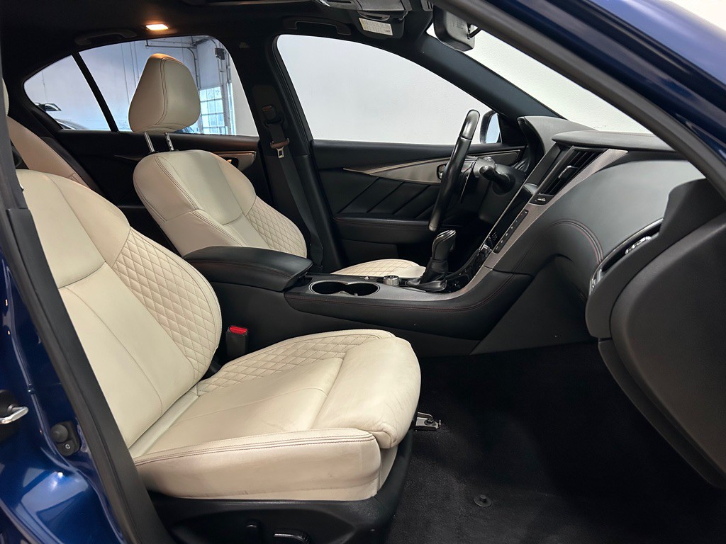 2019 INFINITI Q50 Image 32