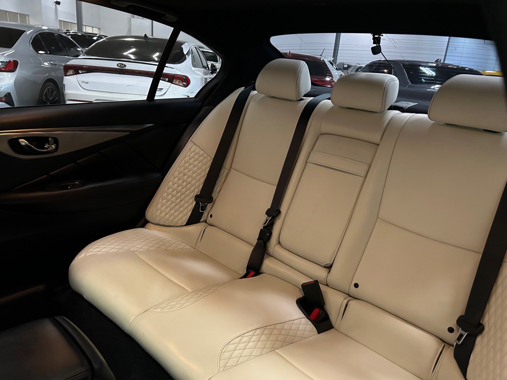 2019 INFINITI Q50 Image 37