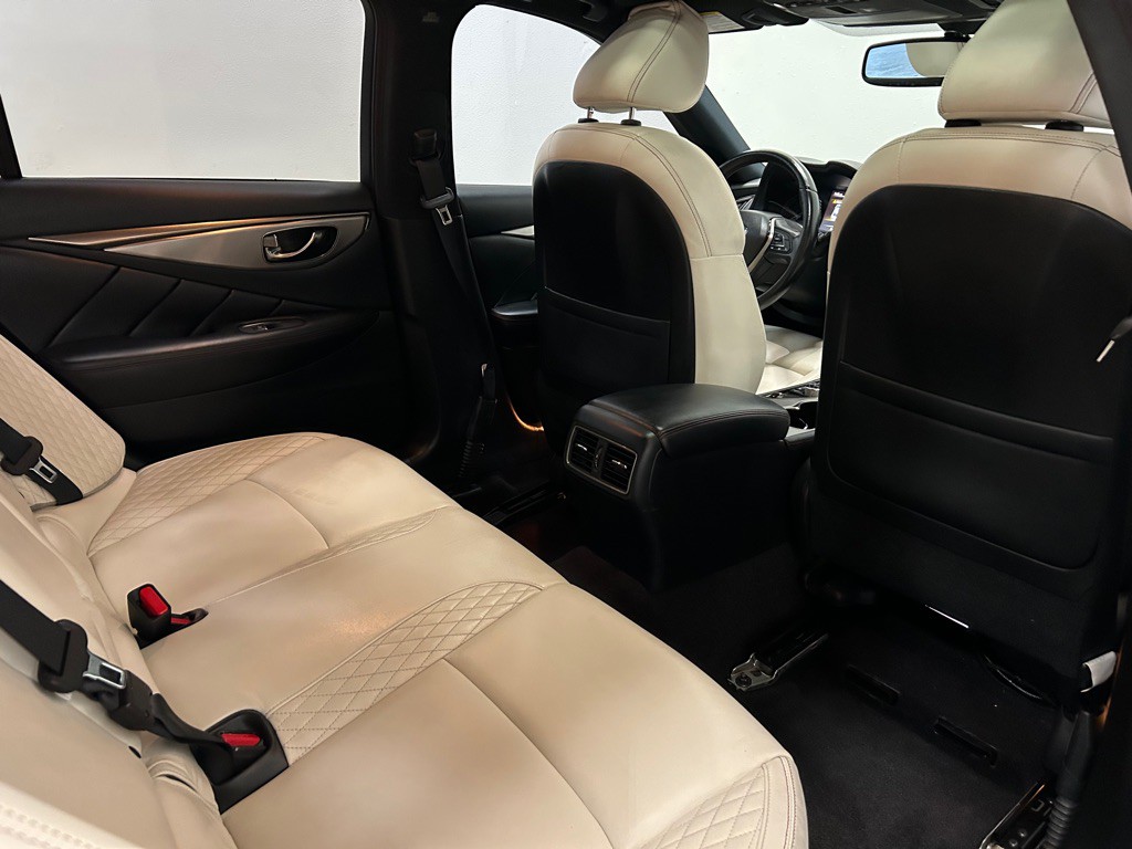 2019 INFINITI Q50 Image 40
