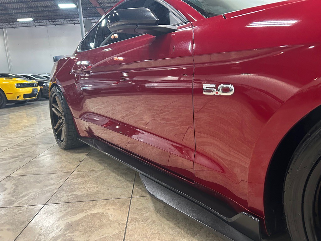 2019 Ford Mustang Image 14