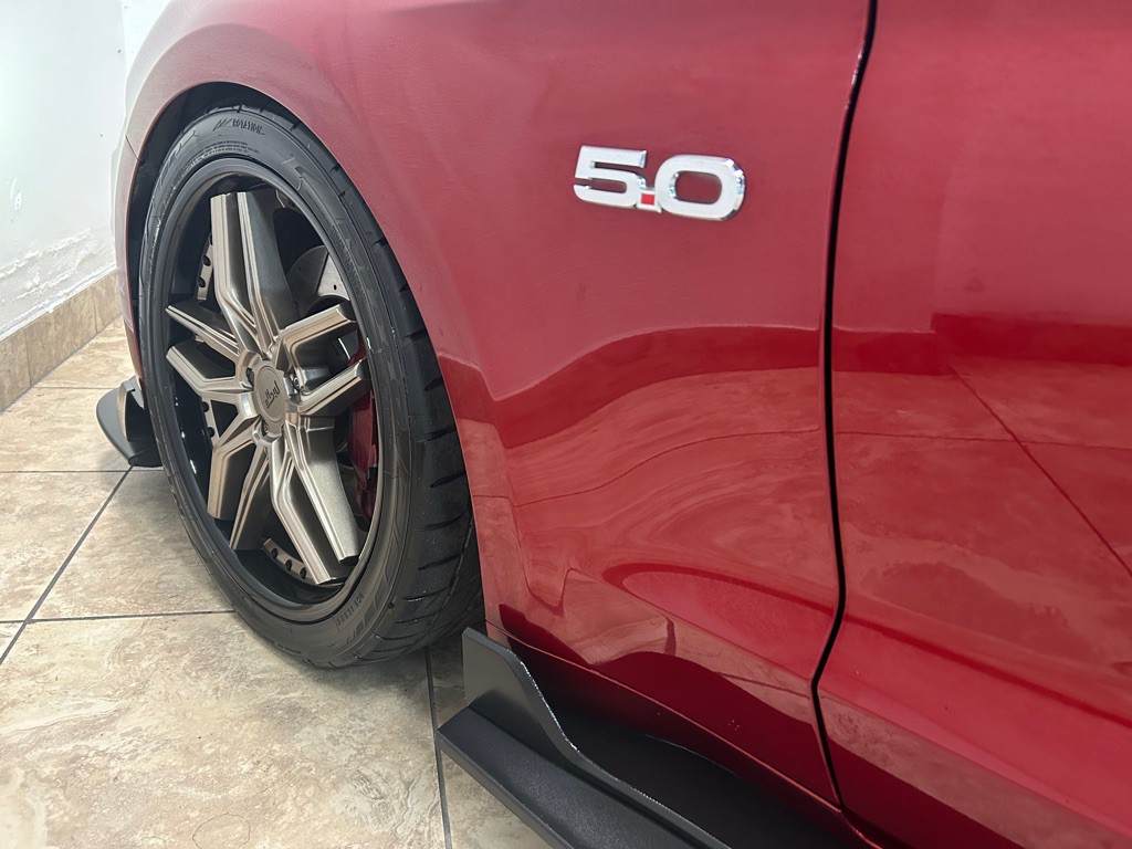 2019 Ford Mustang Image 15