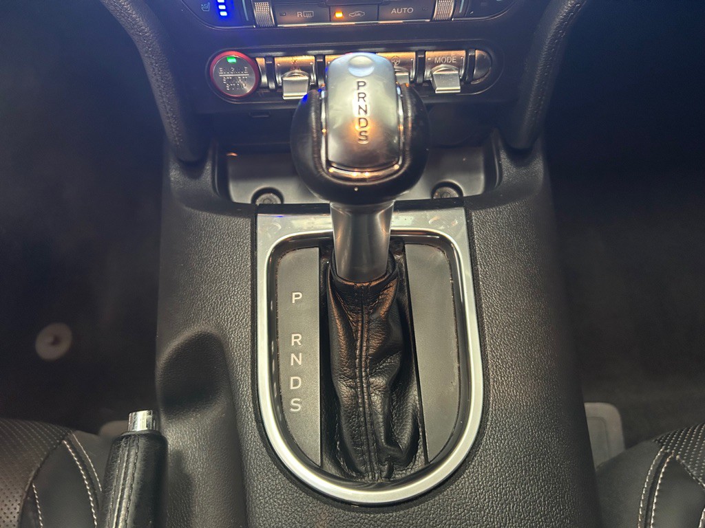 2019 Ford Mustang Image 26