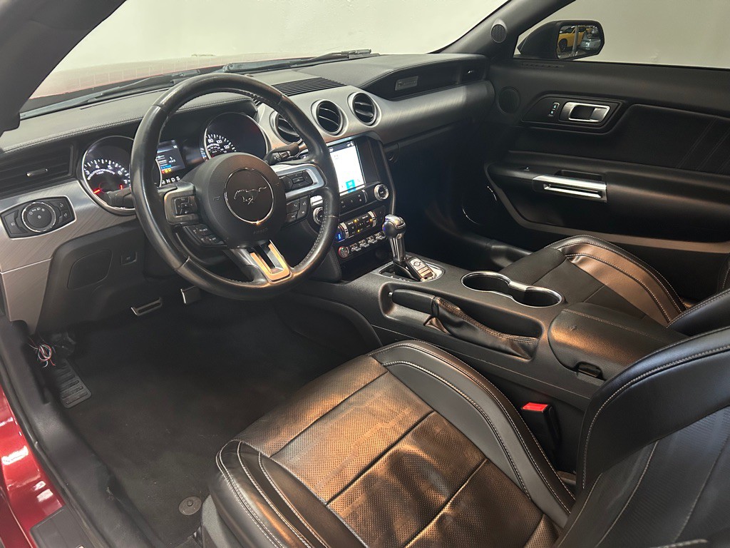 2019 Ford Mustang Image 28