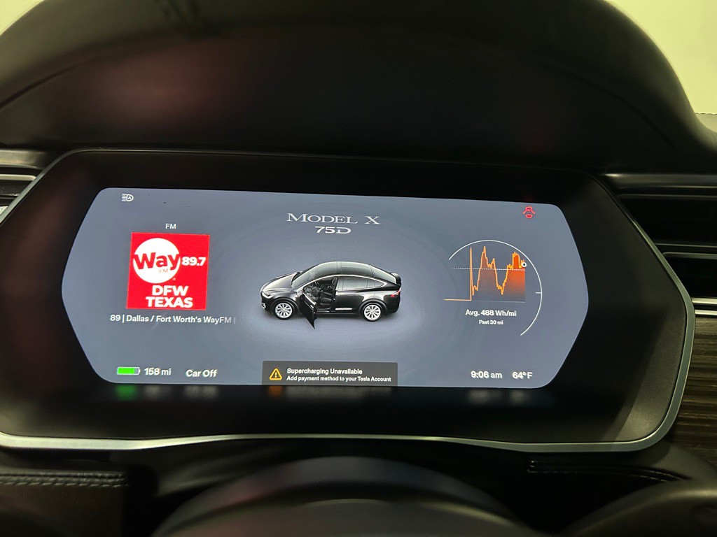 2016 Tesla Model X Image 21
