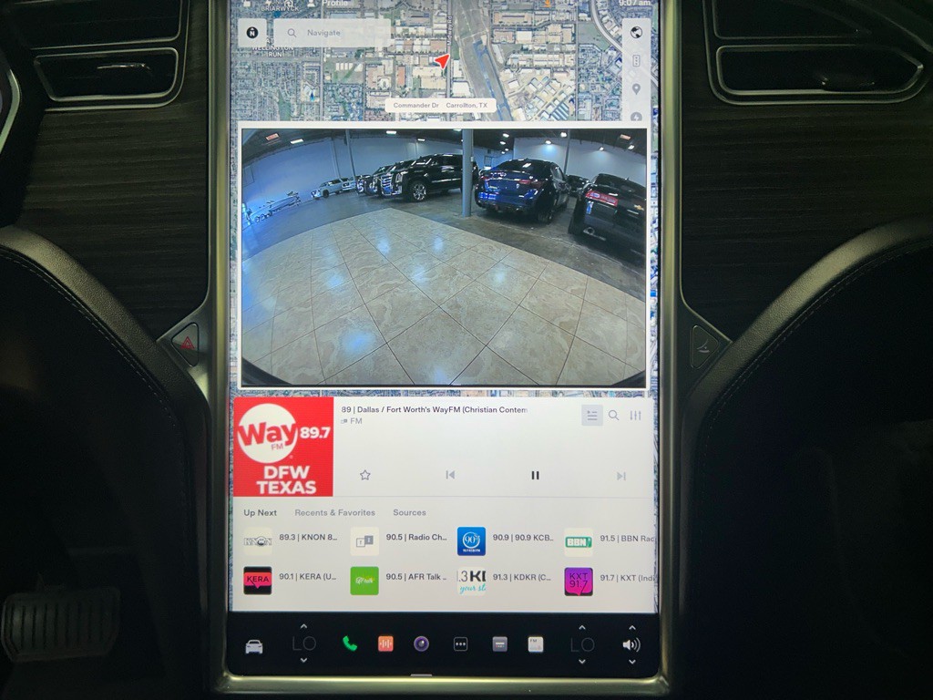 2016 Tesla Model X Image 23