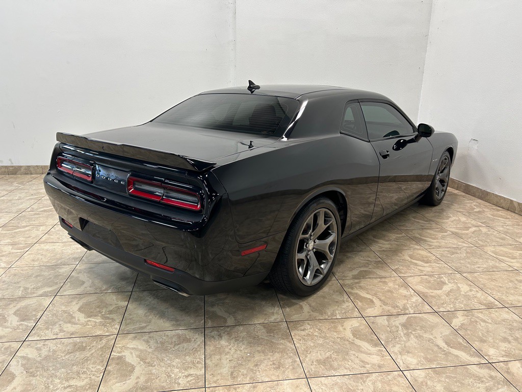 2015 Dodge Challenger Image 7
