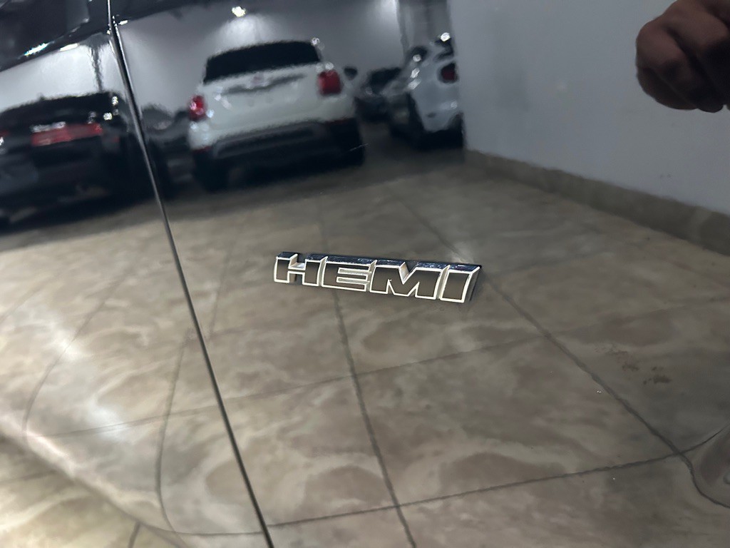 2015 Dodge Challenger Image 15