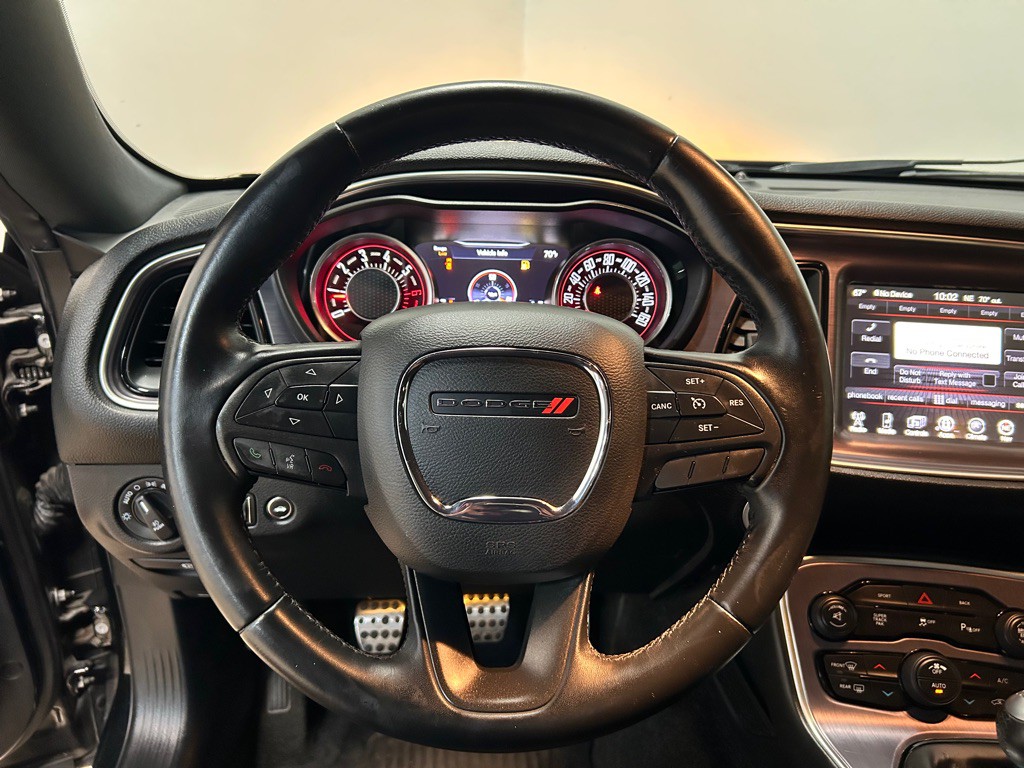 2015 Dodge Challenger Image 20