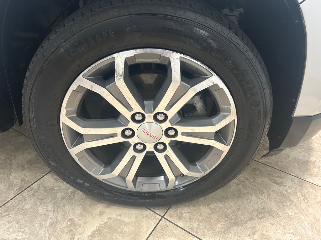 2016 GMC Acadia Image 10