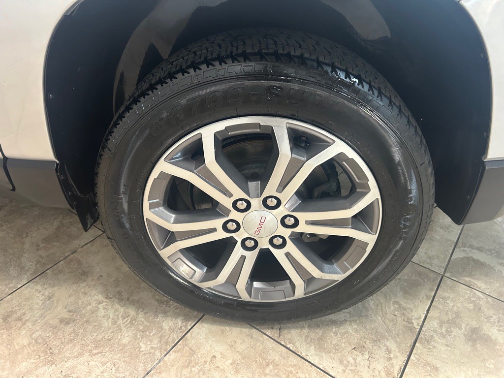 2016 GMC Acadia Image 13