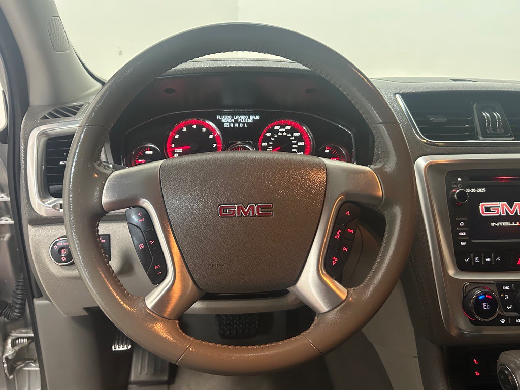 2016 GMC Acadia Image 18