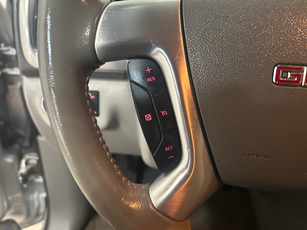 2016 GMC Acadia Image 19