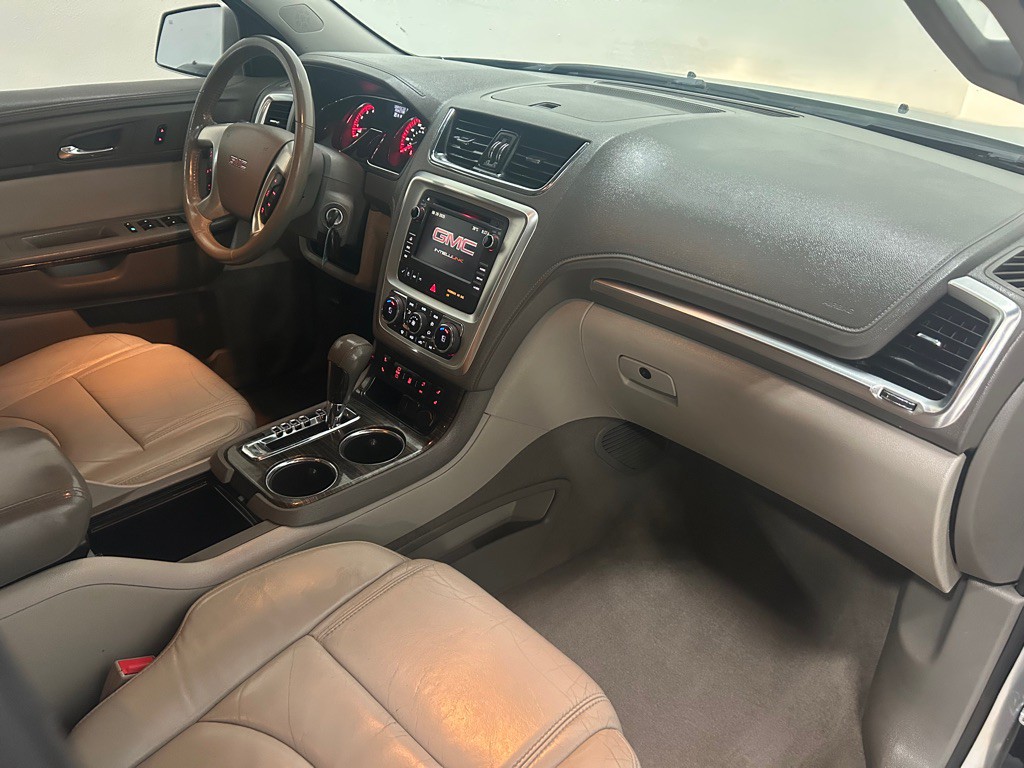 2016 GMC Acadia Image 29