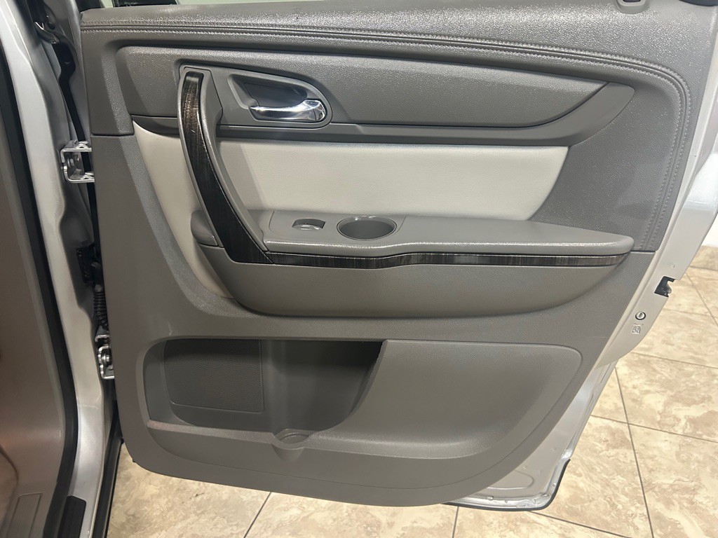 2016 GMC Acadia Image 36