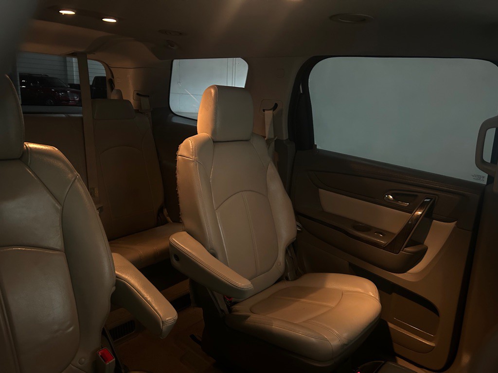 2016 GMC Acadia Image 39