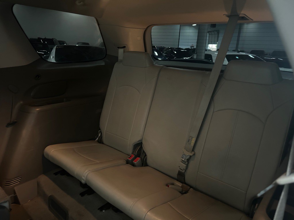 2016 GMC Acadia Image 40