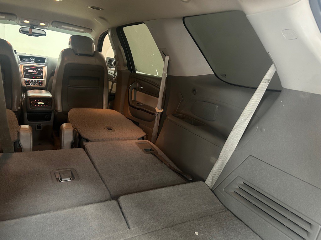 2016 GMC Acadia Image 44