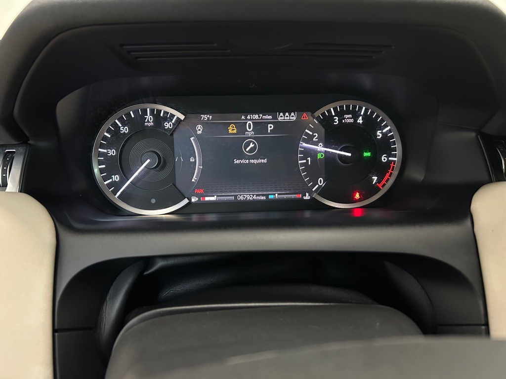 2020 Land Rover Discovery Sport Image 15