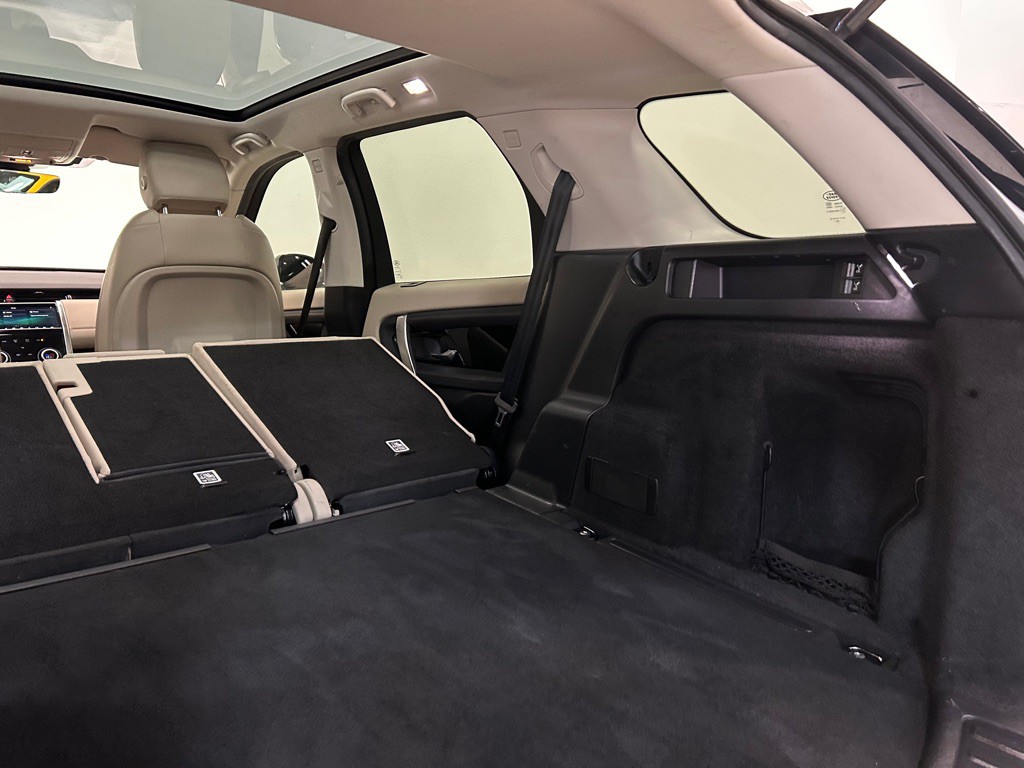 2020 Land Rover Discovery Sport Image 40