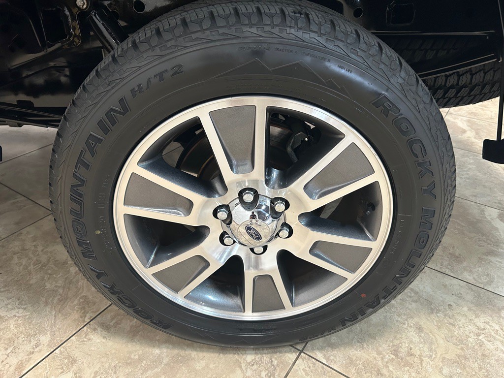 2014 Ford F-150 Image 12