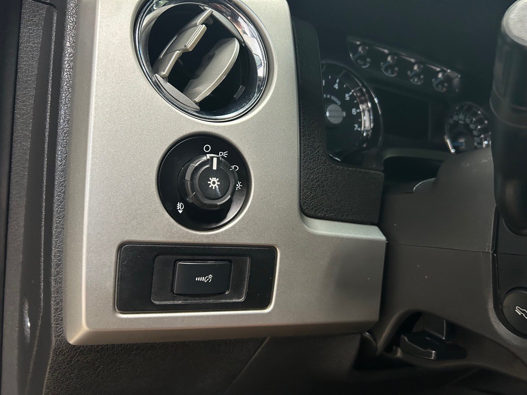 2014 Ford F-150 Image 18