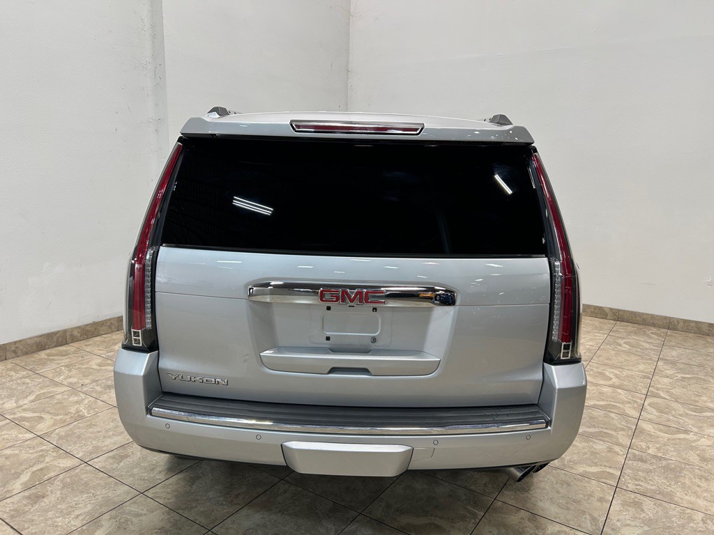 2016 GMC Yukon Image 8