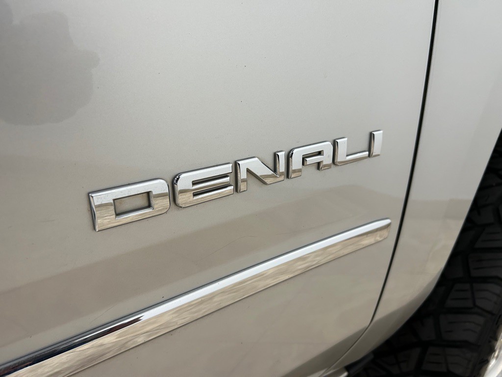 2016 GMC Yukon Image 11