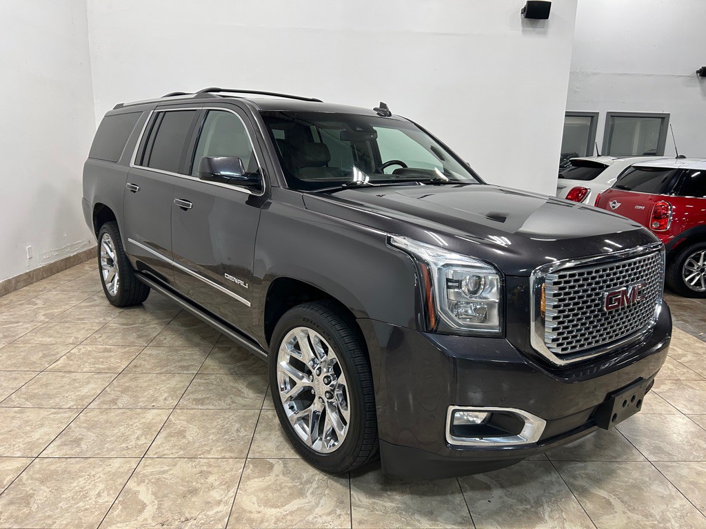 2017 GMC Yukon Image 5