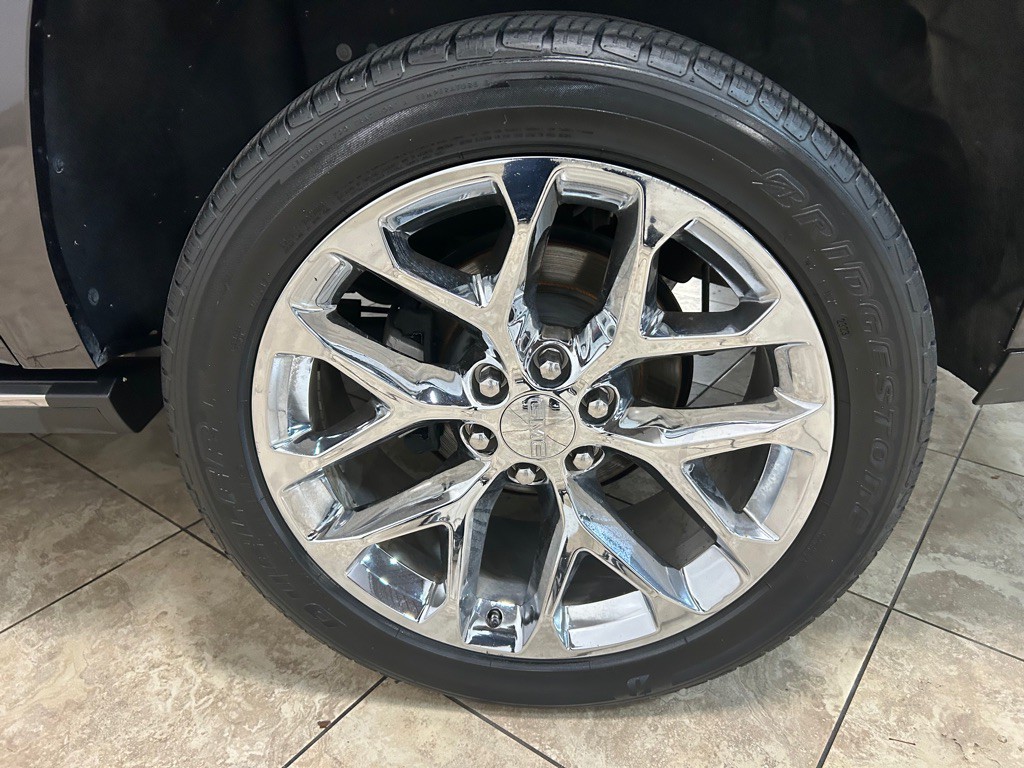 2017 GMC Yukon Image 14