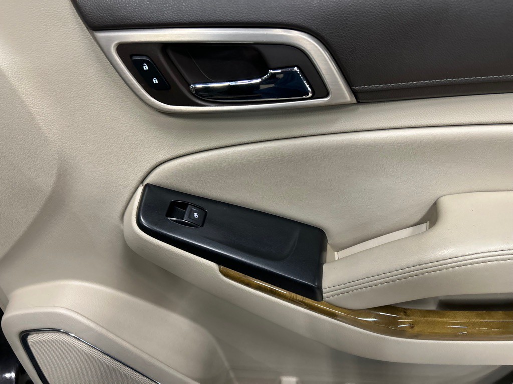 2017 GMC Yukon Image 32