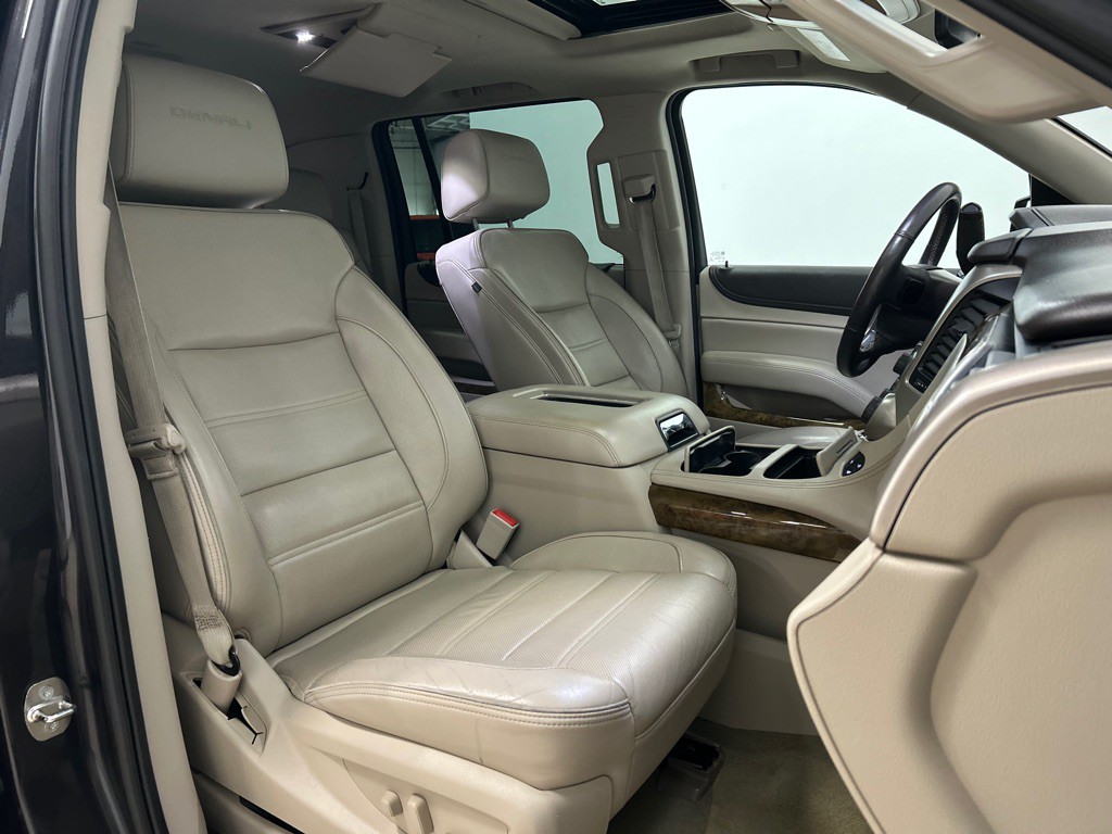 2017 GMC Yukon Image 34