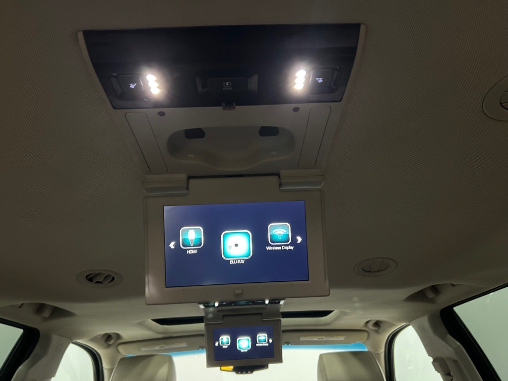 2017 GMC Yukon Image 49