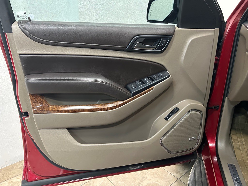 2015 Chevrolet Tahoe Image 16
